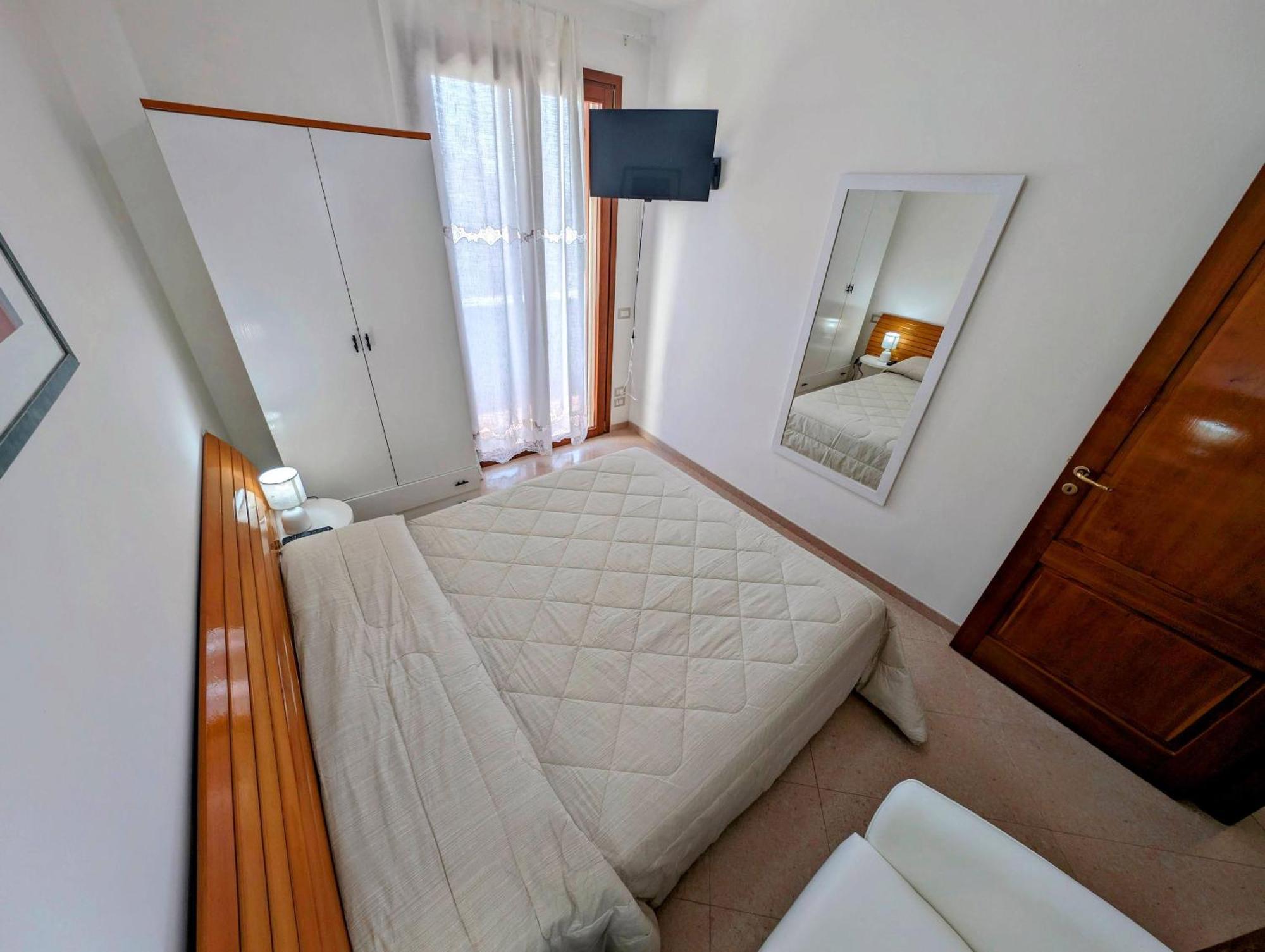 Oikia Vacanze S Cesarea Casa Rosa Su Санта-Чезареа-Терме Экстерьер фото