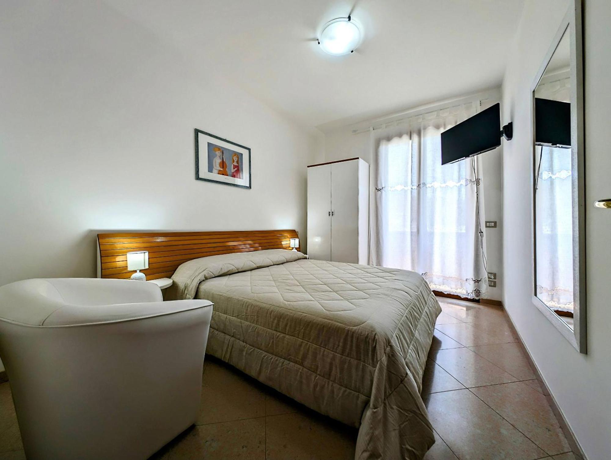 Oikia Vacanze S Cesarea Casa Rosa Su Санта-Чезареа-Терме Экстерьер фото