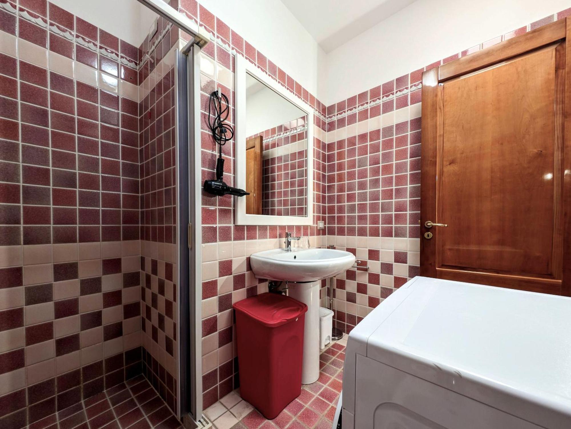 Oikia Vacanze S Cesarea Casa Rosa Su Санта-Чезареа-Терме Экстерьер фото